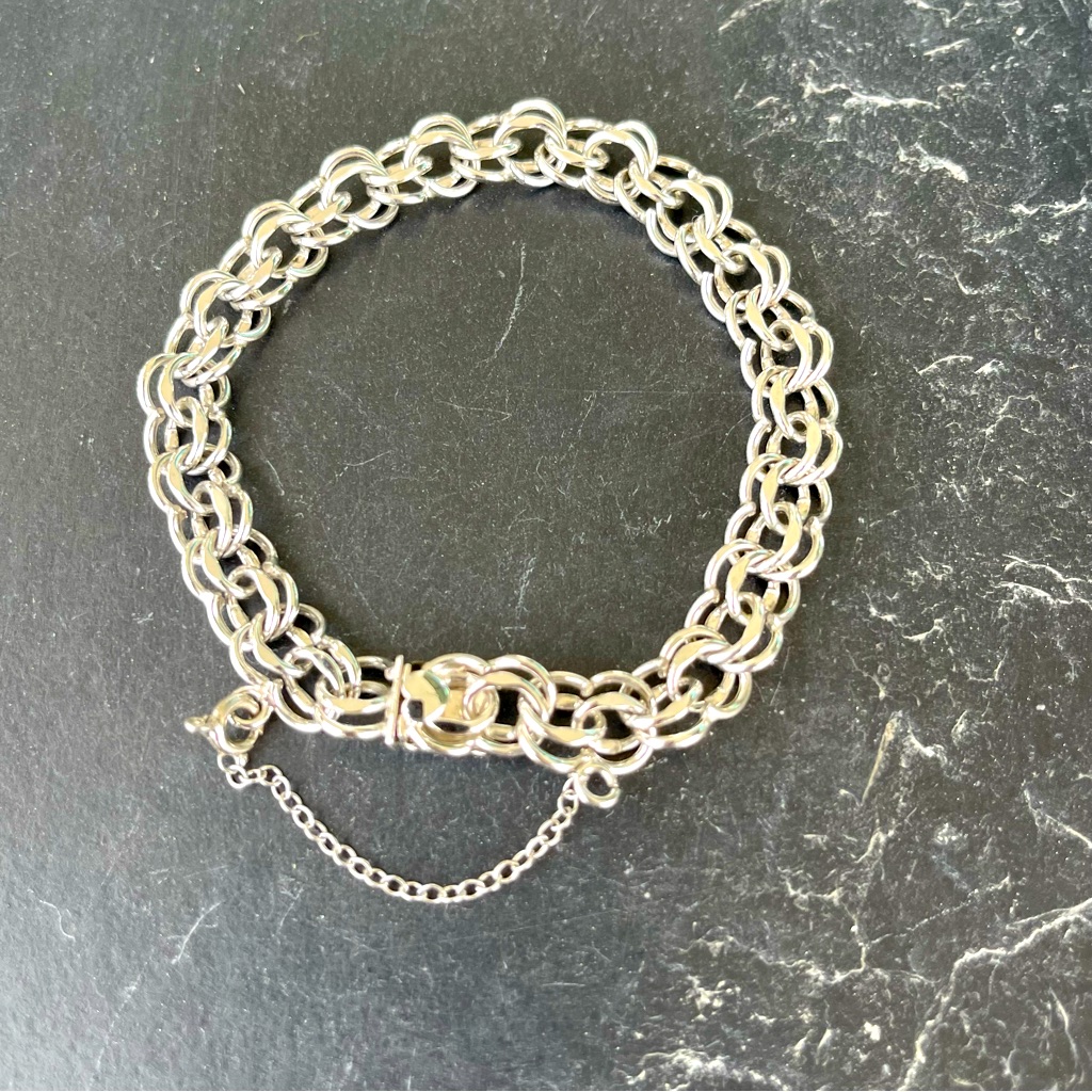 Sterling Silver Rhodium Coated 7.5”In Length With Push In Clasp & Safety Chain